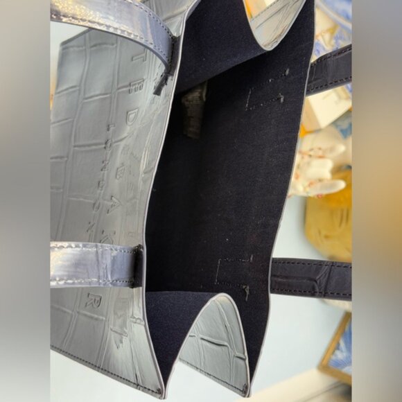 🆕 TED BAKER 🧿 NWOT REPTCON Navy Croc-Embossed Small Icon Tote Bag - Picture 12 of 15